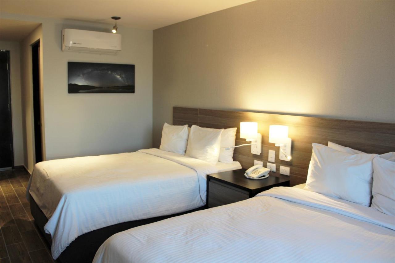 Hotel Nuvo サルティーヨ エクステリア 写真