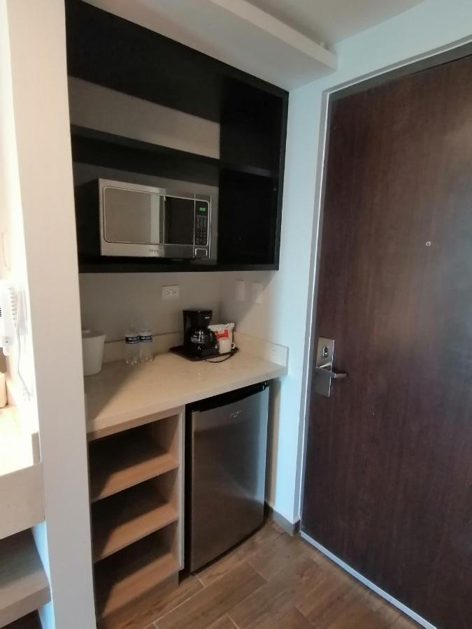 Hotel Nuvo サルティーヨ エクステリア 写真