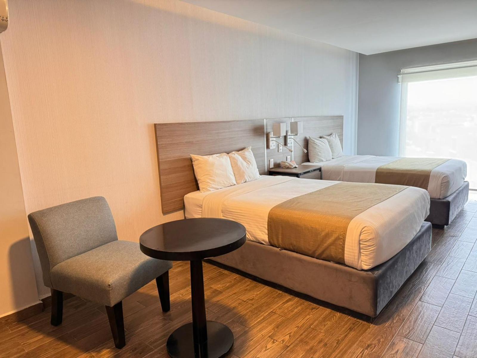 Hotel Nuvo サルティーヨ エクステリア 写真