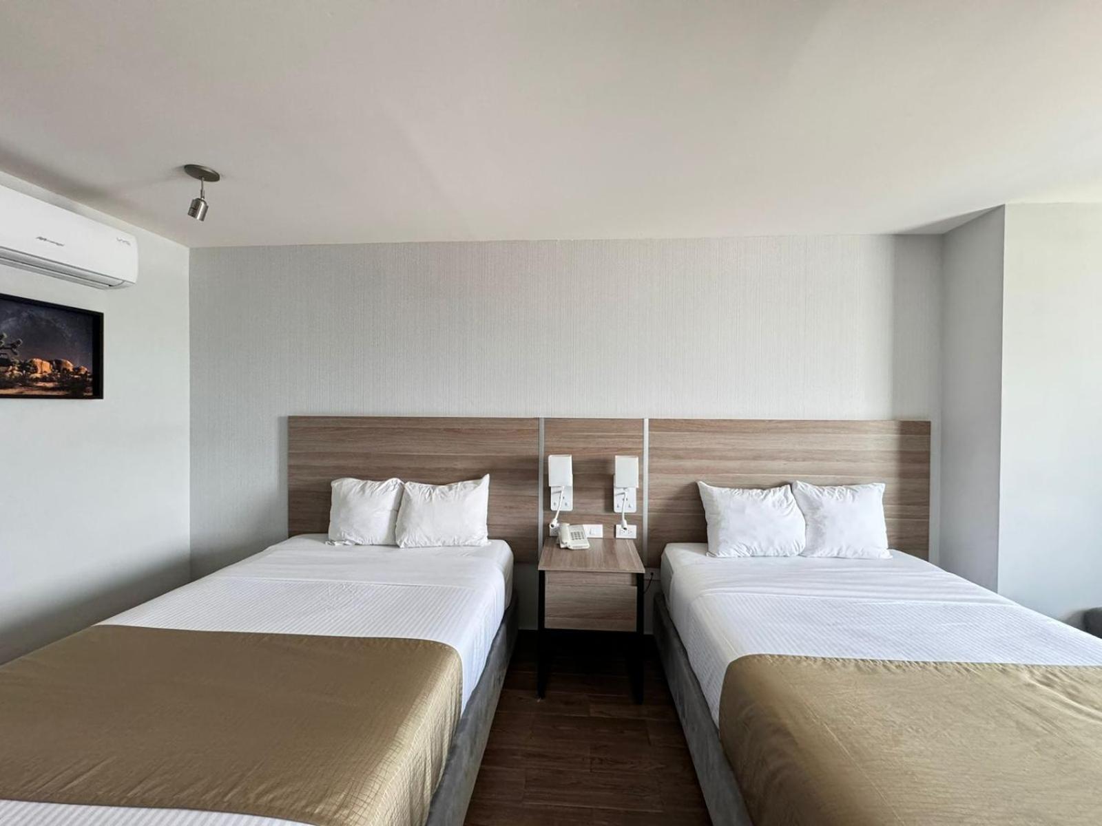 Hotel Nuvo サルティーヨ エクステリア 写真