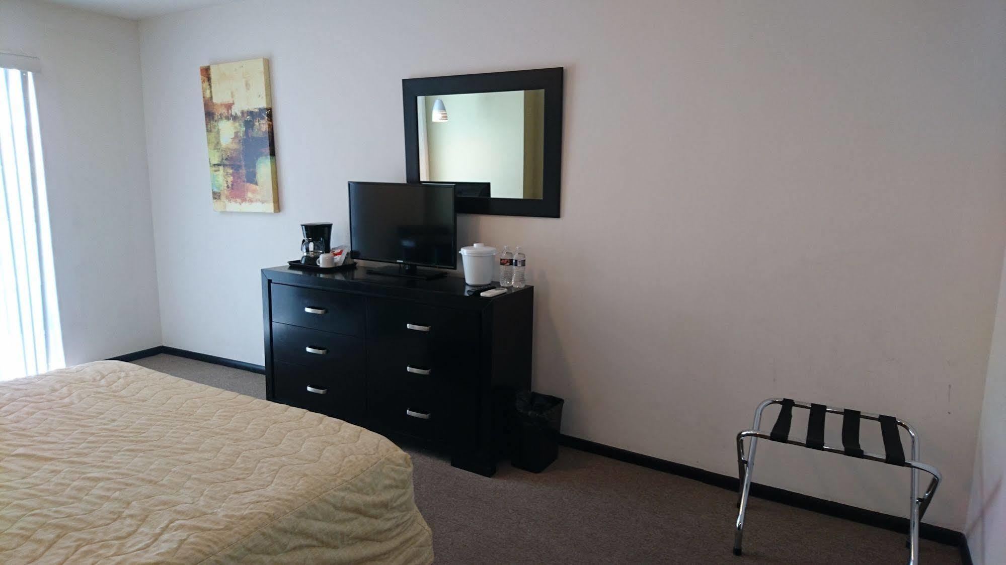 Hotel Nuvo サルティーヨ エクステリア 写真